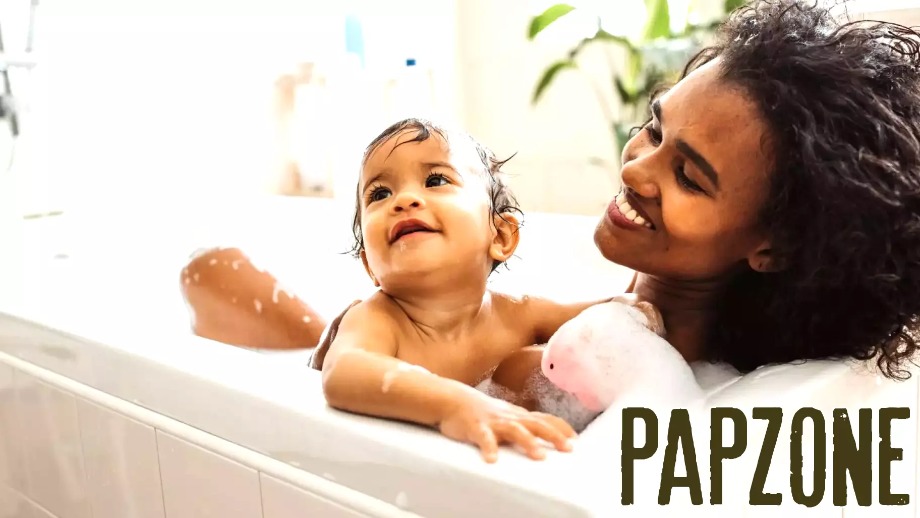 Are You a ‘Naked Mom’? Why Parents Are Debating the Trend